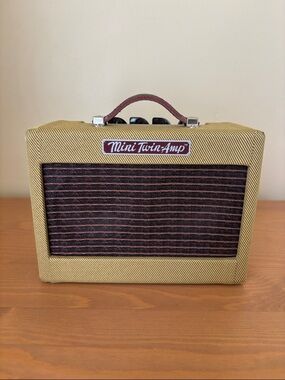 Fender Mini Twin-Amp Portable Guitar Amplifier Olive green Tweed Brown Grill